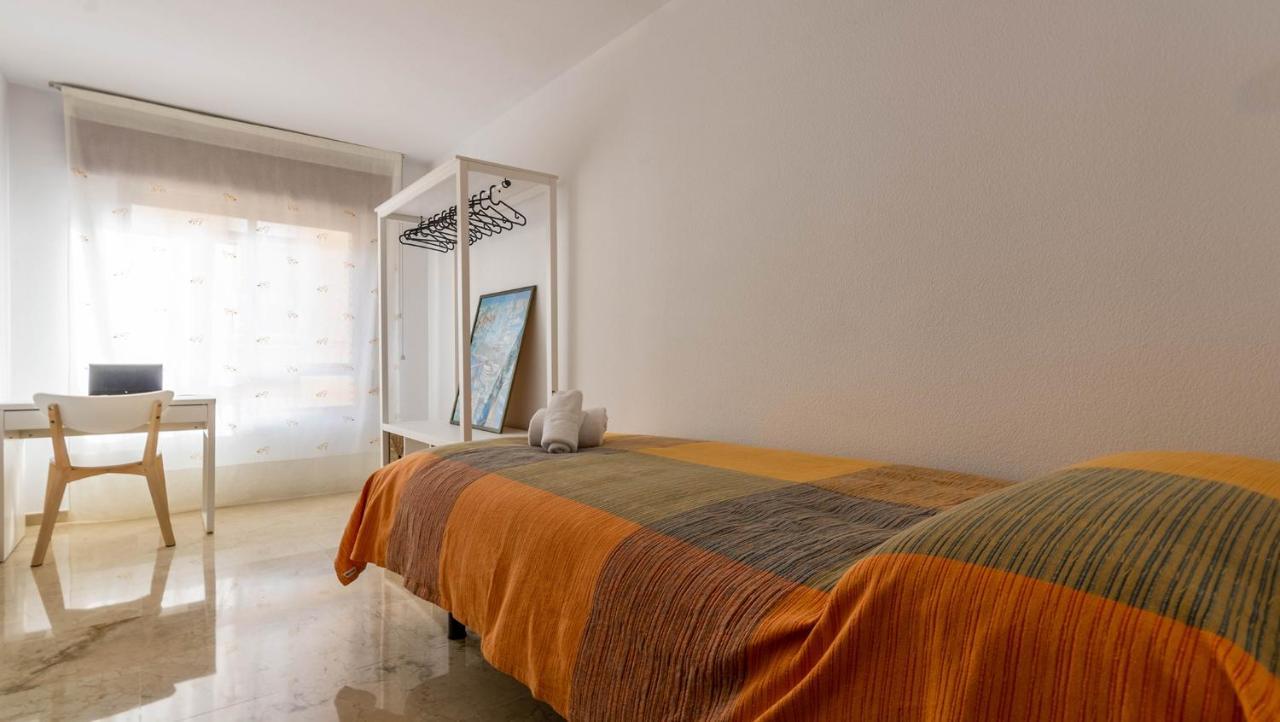 Apartamento El Califa - 3 Habitaciones กอร์โดบา ภายนอก รูปภาพ